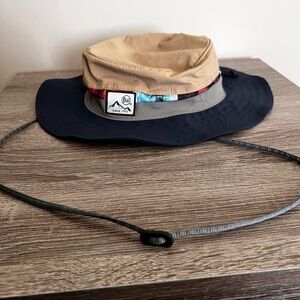 Buff Explore Booney Hat